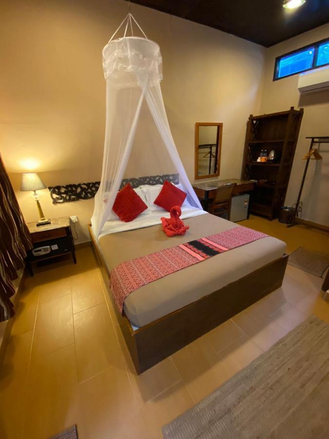 Ombak Dive Resort Perhentian Island Pulau Perhentian Kecil ภายนอก รูปภาพ