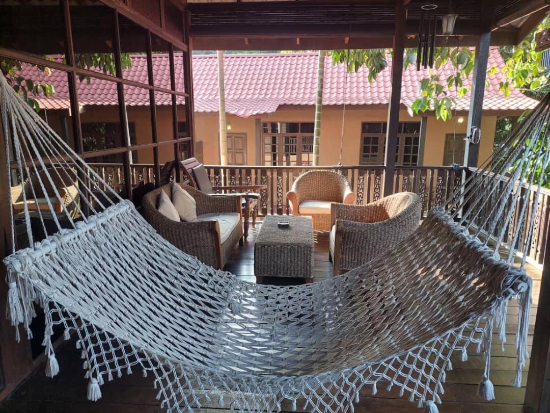 Ombak Dive Resort Perhentian Island Pulau Perhentian Kecil ภายนอก รูปภาพ