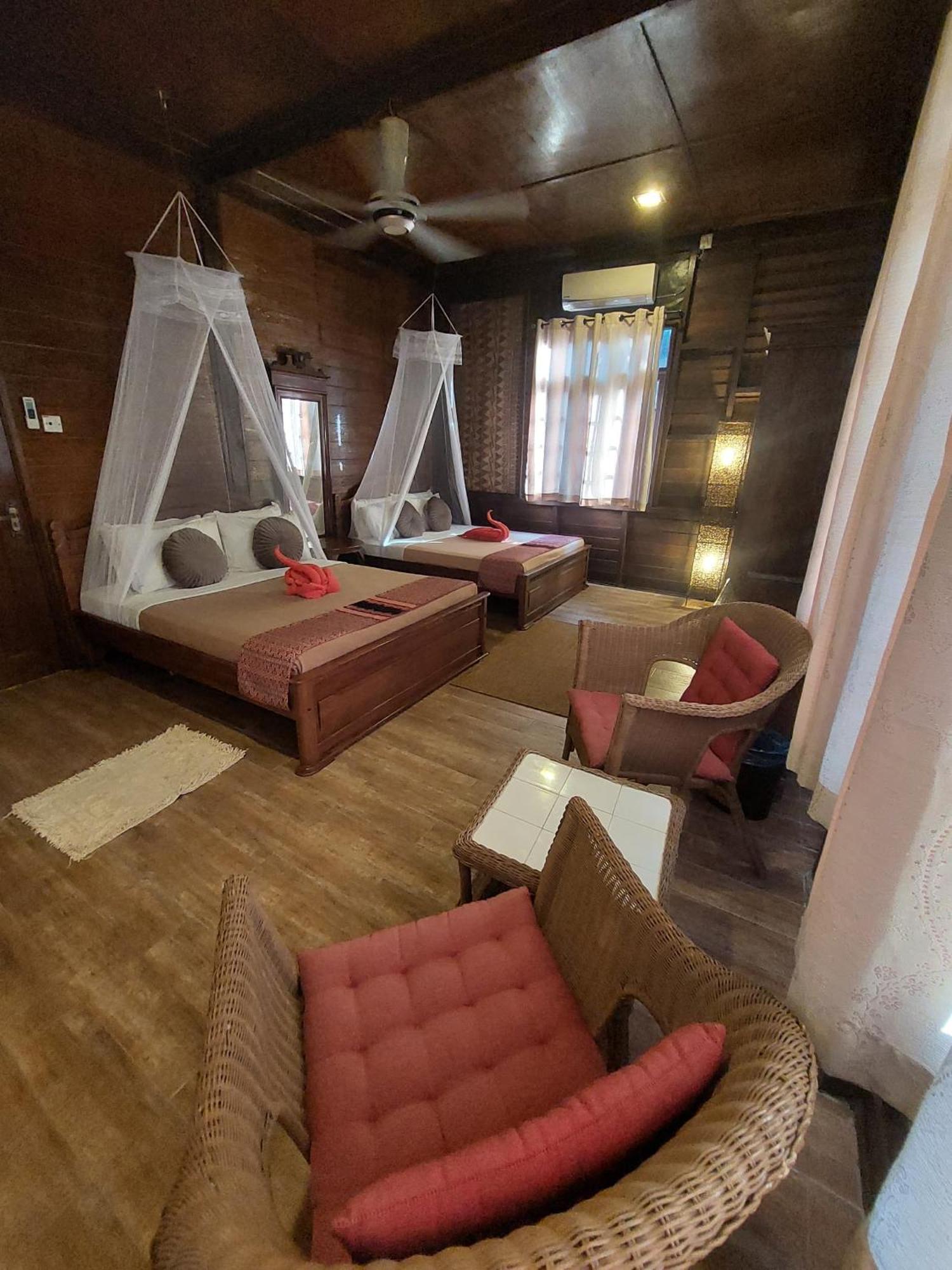 Ombak Dive Resort Perhentian Island Pulau Perhentian Kecil ภายนอก รูปภาพ