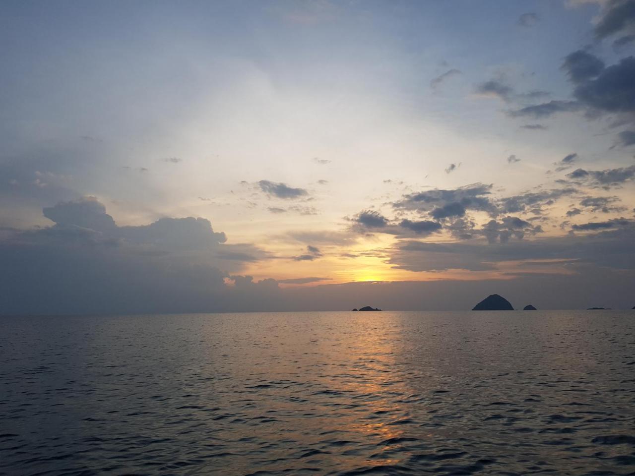 Ombak Dive Resort Perhentian Island Pulau Perhentian Kecil ภายนอก รูปภาพ